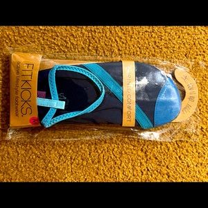 New Women’s FITKICKS Size (M) Colors Navy Blue Slip Into Comfort With Fit kicks